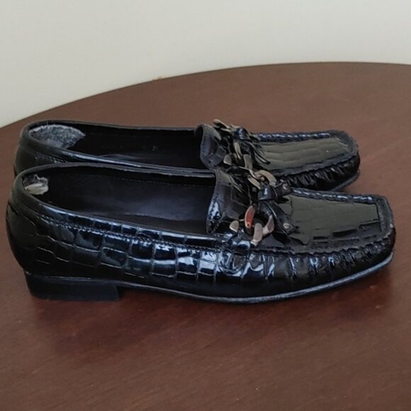 Mr. Seymour Unisex black Patten leather Kids shoes size 4 M - Picture 4 of 7